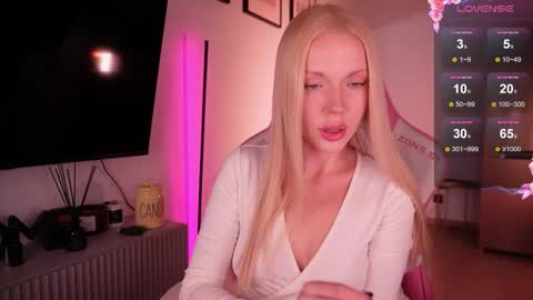 Bonnie  online show from 11.09.25