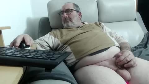 Snapshot of babacool96 chatting on 12.28.24 babacool 96 online show from 12.28.24