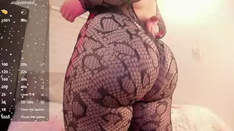 Snapshot of babe_sophiee1 chatting on 07.12.26 babe_sophiee1 online show from 07.12.26