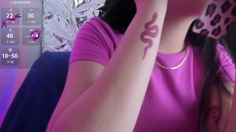 Queen B online show from 04.07.26