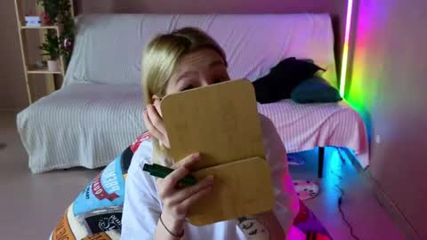 Sweety Eva online show from 05.12.26
