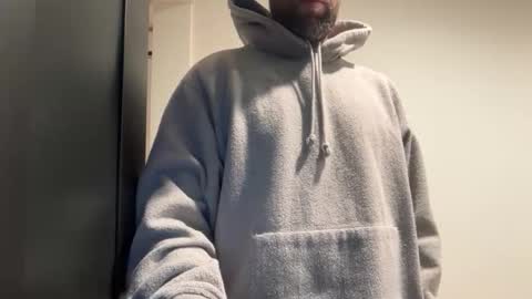 Snapshot of babeheater chatting on 11.12.25 babeheater online show from 11.12.25