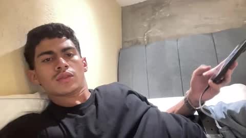 Snapshot of babelogan chatting on 02.15.26 babelogan online show from 02.15.26