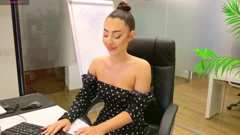Snapshot of babesgowild chatting on 03.07.25 Olivia and Lexi online show from 03.07.25