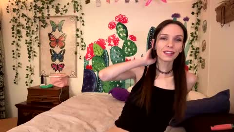 Fern Browning online show from 12.07.24