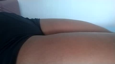 Snapshot of babimag chatting on 12.15.25 babimag online show from 12.15.25