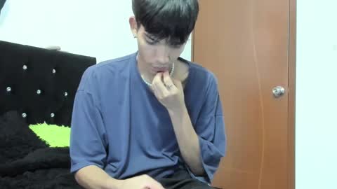 Snapshot of babitas44 chatting on 02.27.25 babitas44 online show from 02.27.25