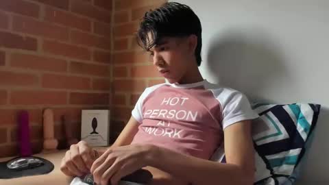 Snapshot of babitas44 chatting on 12.15.25 babitas44 online show from 12.15.25