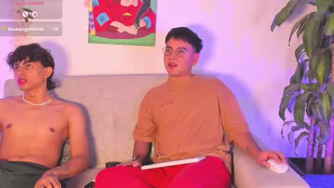 Snapshot of baby_angel_19 chatting on 11.23.25 Anngel online show from 11.23.25