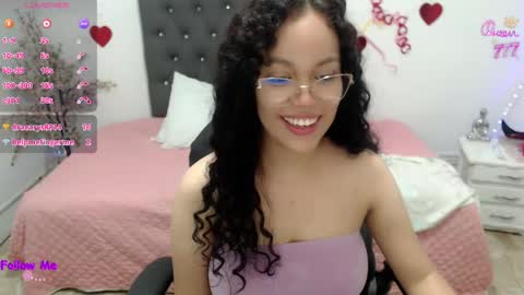 Snapshot of baby_blue18_ chatting on 04.30.26 salome online show from 04.30.26