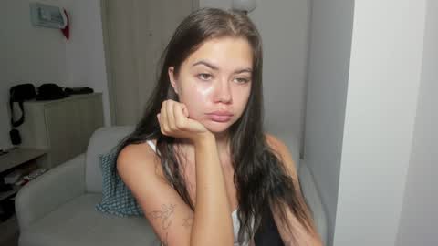 Snapshot of baby_for_daddy18 chatting on 01.16.25 Call me baby real name Eva online show from 01.16.25