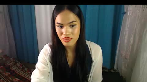 Snapshot of baby_fu chatting on 11.20.25 Nathalia online show from 11.20.25