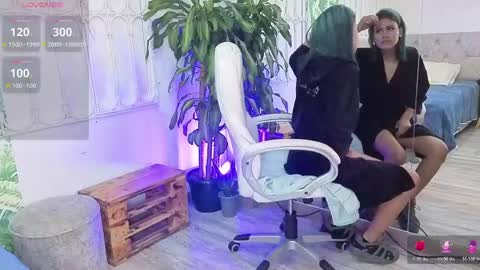 Snapshot of baby_julieta00 chatting on 05.30.26 Julieta online show from 05.30.26