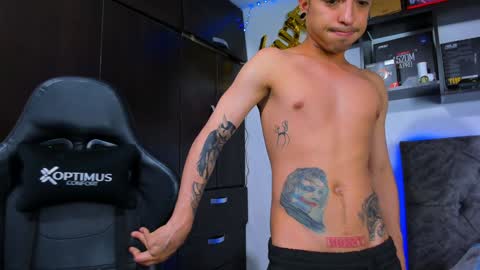 Snapshot of baby_junior420 chatting on 01.10.25 Junior Independent Model online show from 01.10.25