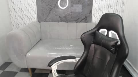 Snapshot of baby_khloe_b chatting on 03.16.26 baby_khloe_b online show from 03.16.26