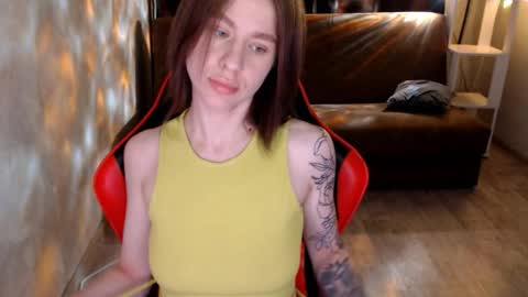 baby_kitte online show from 12.17.25