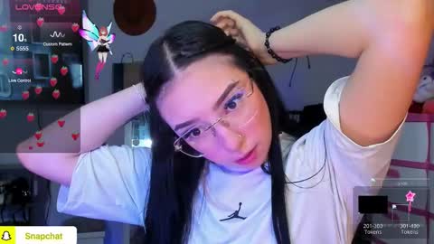 lily online show from 11.18.25