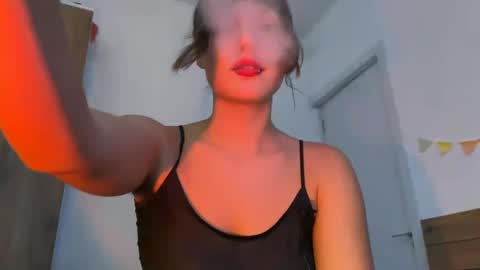 Snapshot of baby_meimei chatting on 03.11.25 mei online show from 03.11.25