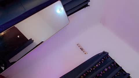 Snapshot of baby_monica18 chatting on 01.25.25 Goddess Monica online show from 01.25.25
