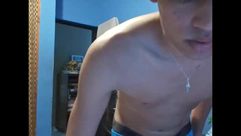 Snapshot of baby_mooonx chatting on 11.28.25 adrian online show from 11.28.25