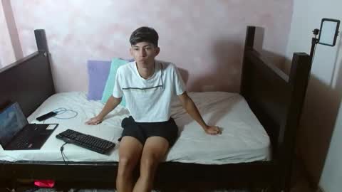 baby_noaht online show from 05.04.26