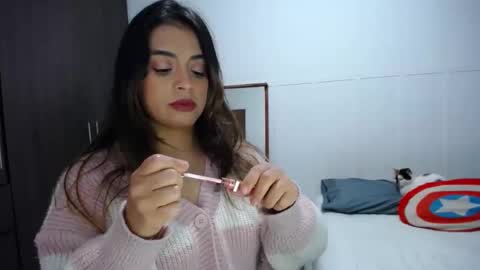 Snapshot of baby_roose chatting on 01.06.25 Baby online show from 01.06.25