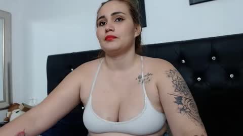 Daniella Soto online show from 11.05.25