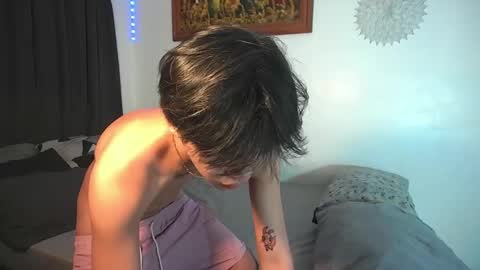 Snapshot of baby_simph chatting on 10.18.25 Josh online show from 10.18.25