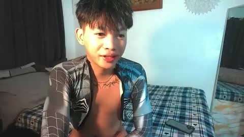 Snapshot of baby_simph chatting on 11.20.25 Josh online show from 11.20.25