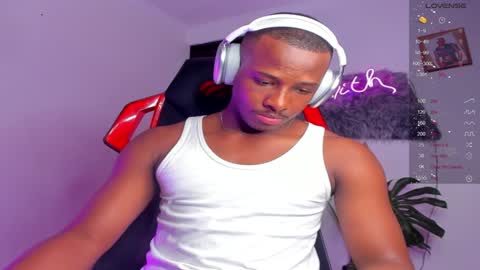 Snapshot of baby_smith chatting on 12.11.24 FOLLOW ME online show from 12.11.24