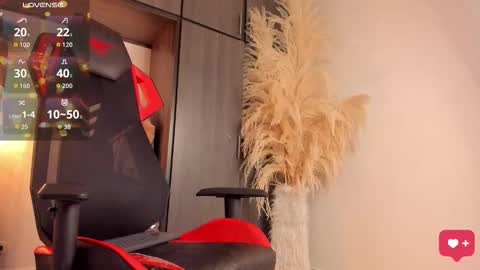 Snapshot of baby_smith chatting on 11.21.25 FOLLOW ME online show from 11.21.25