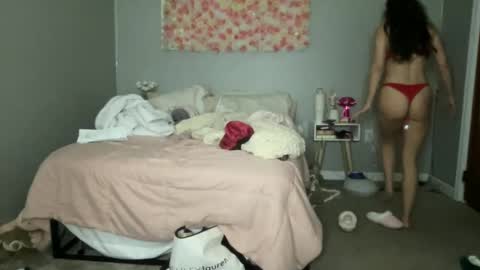 babyaves online show from 11.12.25