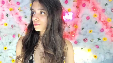 Aylin  online show from 01.14.25