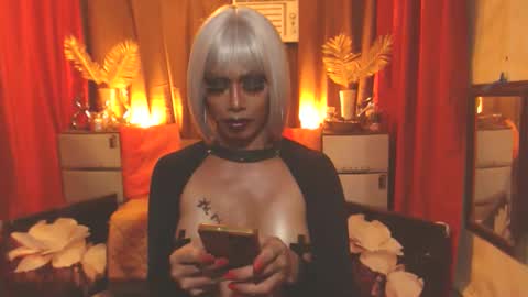 Snapshot of babyblackgorgeous chatting on 02.01.25 babyblackgorgeous online show from 02.01.25