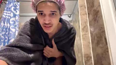 Snapshot of babyd0103 chatting on 12.19.25 babyD online show from 12.19.25