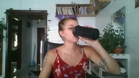 Snapshot of babydemon6 chatting on 01.08.26 babydemon6 online show from 01.08.26