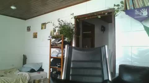 Snapshot of babydemon6 chatting on 01.14.26 babydemon6 online show from 01.14.26