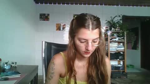 Snapshot of babydemon6 chatting on 02.05.26 babydemon6 online show from 02.05.26