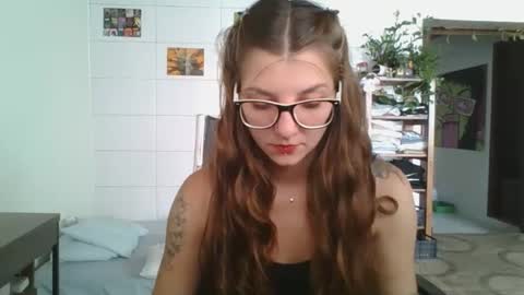 Snapshot of babydemon6 chatting on 02.22.26 babydemon6 online show from 02.22.26