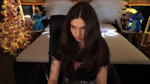 Snapshot of babyflowerr chatting on 01.11.26 Sasha online show from 01.11.26