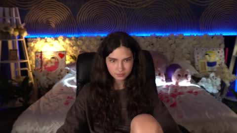 Snapshot of babyflowerr chatting on 03.11.26 Sasha online show from 03.11.26