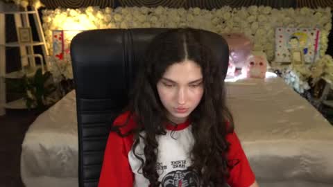 Snapshot of babyflowerr chatting on 04.10.26 Sasha online show from 04.10.26