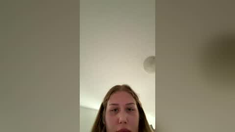 Snapshot of babygallll42777 chatting on 07.31.26 babygallll42777 online show from 07.31.26