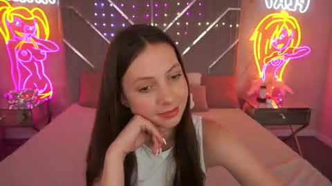 Lady Vi online show from 06.17.26