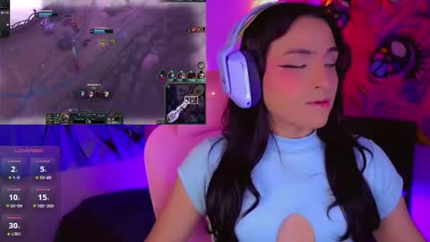 babysofix_ online show from 10.29.25