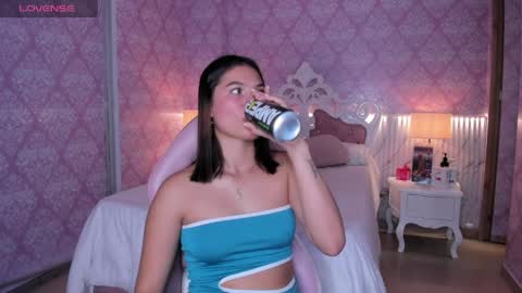 Sophie online show from 03.29.26