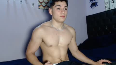 Snapshot of babytwunkz chatting on 10.28.25 Hey Im Zayn good to see u here online show from 10.28.25