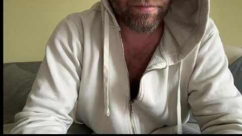 Snapshot of backroadboy chatting on 01.01.25 backroadboy online show from 01.01.25