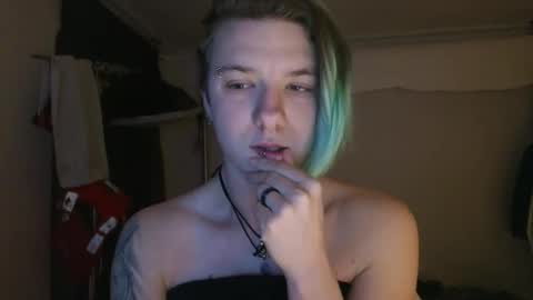 Snapshot of backuphoney chatting on 02.02.26 Honey online show from 02.02.26