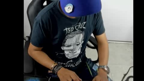 Snapshot of bad_boy_master_findom chatting on 02.21.26 bad_boy_master_findom online show from 02.21.26